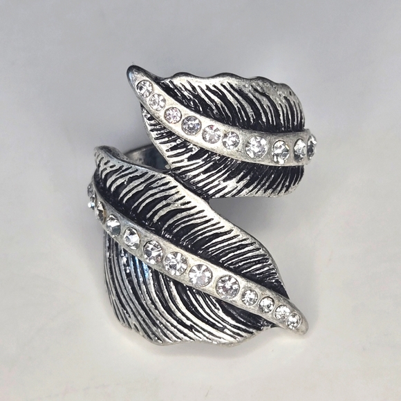 Silver Wrapped Leaf Feather Ring - Picture 1 of 5
